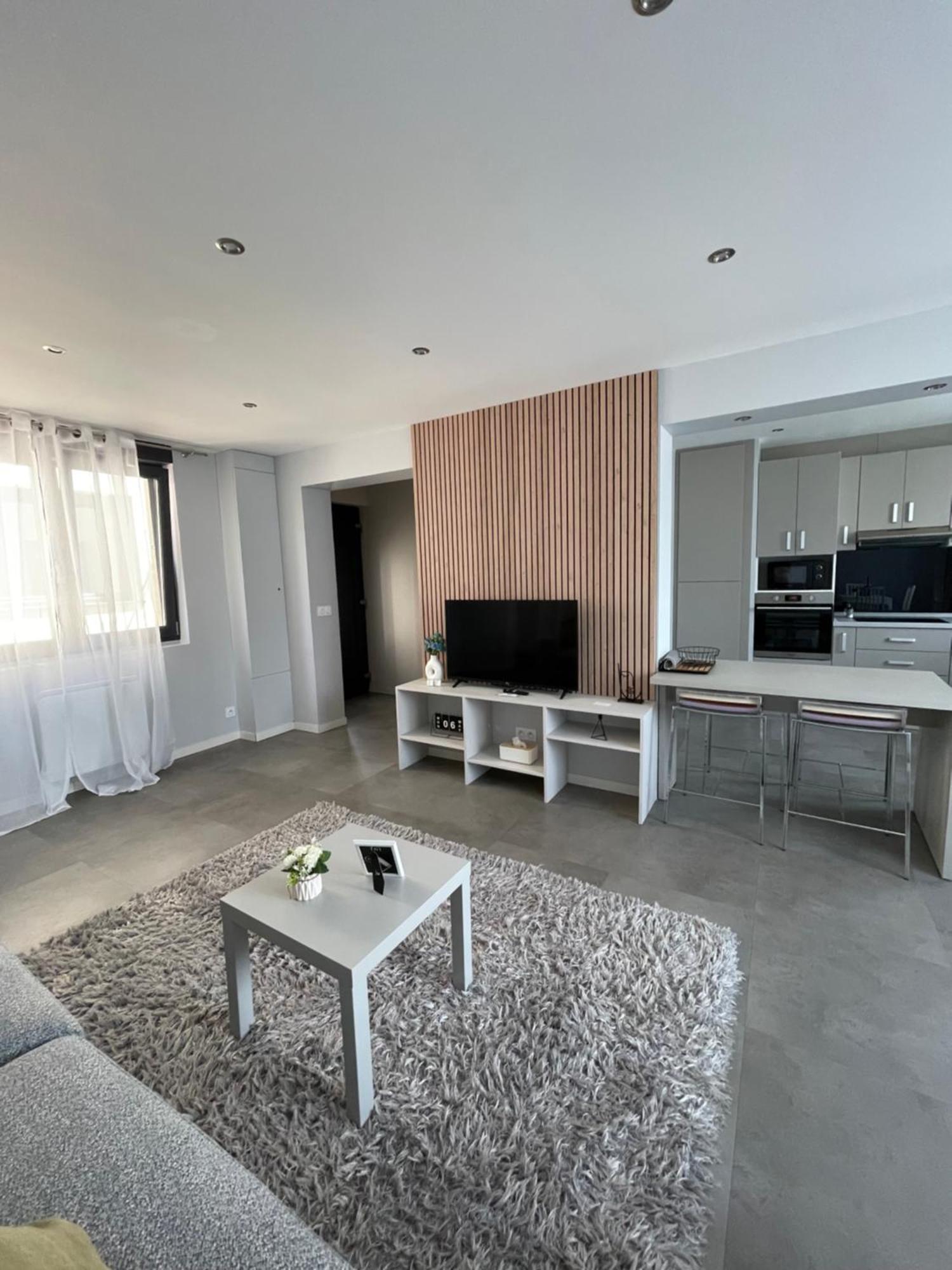 Apartment 4 Confort&Modern Arad Kültér fotó
